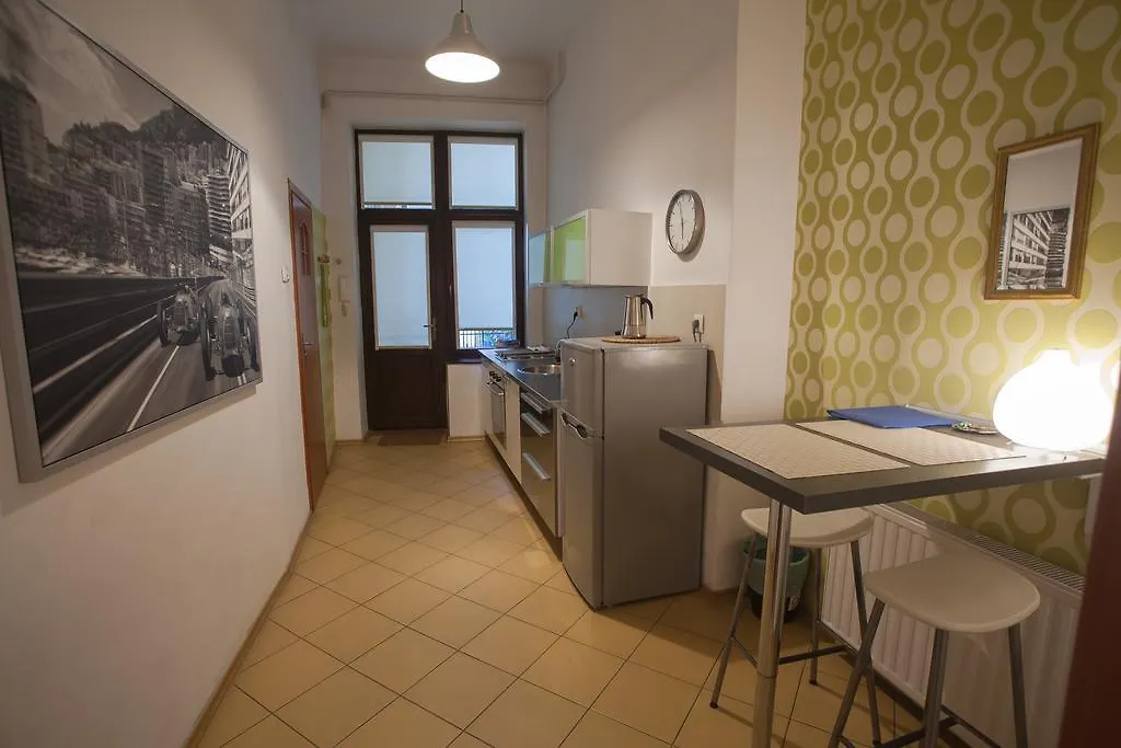 Apartamenty Galeria Cracovie 3*,