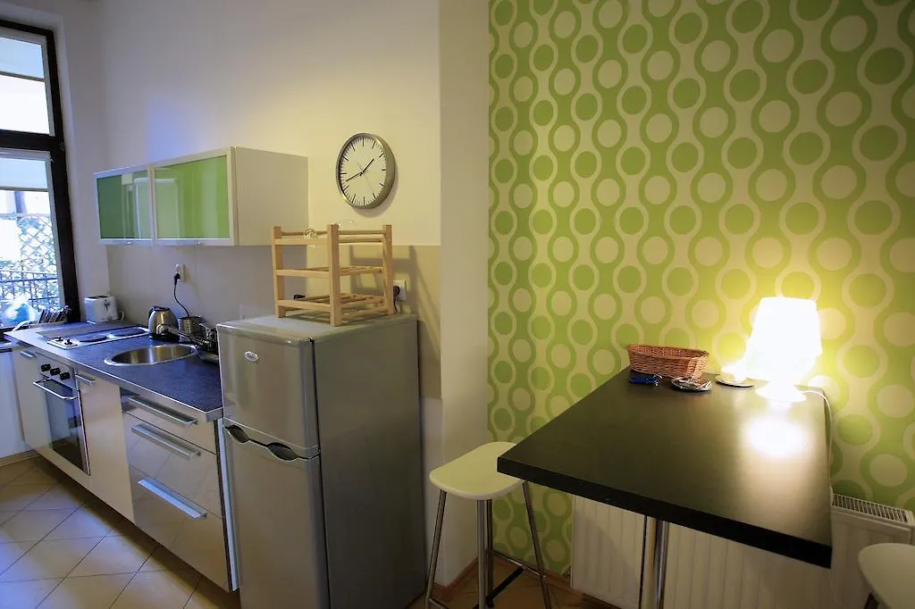Apartamenty Galeria Cracovie 3*,